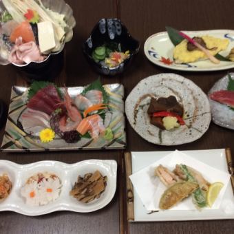 [3,850 yen hotpot kaiseki course] (8 dishes in total) + All-you-can-drink must be ordered separately.