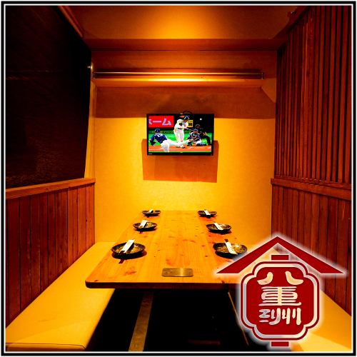 Private private room where you can relax from 2 people to groups ♪