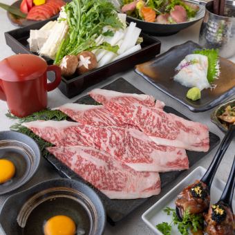 炭烤仙台牛舌、黑毛牛沙朗寿喜烧等9道菜品的“七福套餐”，含3小时无限畅饮6,000日元