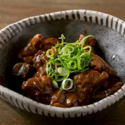 豚もつとこんにゃくのどて煮