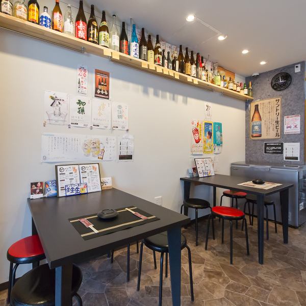 店内は座敷とテーブルの間に仕切りがなく、開放的な雰囲気が魅力♪アットホームな空間で、子連れから一人飲みまで幅広いお客様に対応可能です☆アクセスも良好で、貸切やカスタマイズコースなど柔軟なサービスをご提供◎