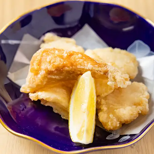 【その名も！】旬魚を使ったトトカラ（白身魚の唐揚げ）外はカリッと中はふっくら☆659円（税込）