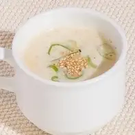 一作鶏塩白湯スープ