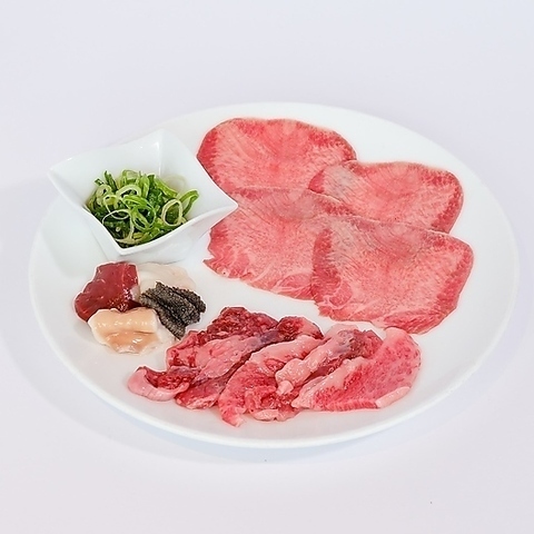 九州をはじめ全国から料理長が目利きした黒毛和牛を堪能♪