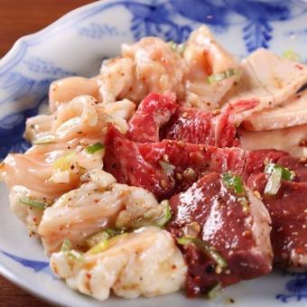 【90分飲み放題付き】ホルモン3種盛りほか〈全12品〉5000円(税込)コース （日～木曜日限定）