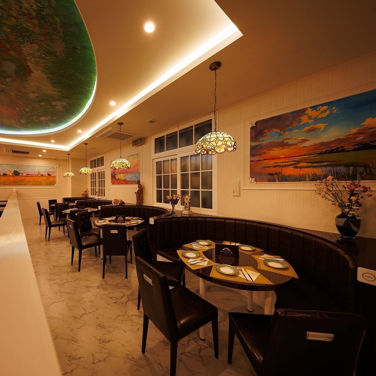 立川駅徒歩4分!内装がオシャレなお店。女子会やデートにも◎