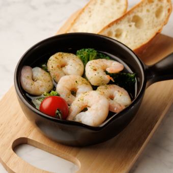 エビとブロッコリーアヒージョ 