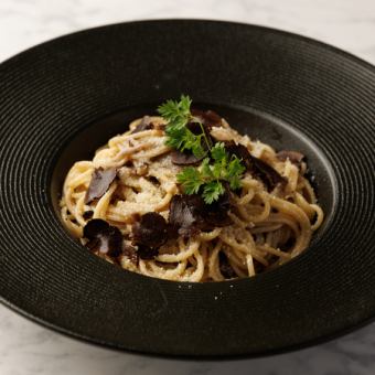 黒トリュフパスタ