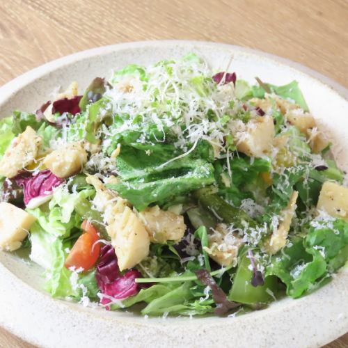 アスパラとたけのこのアーリオオーリオサラダ