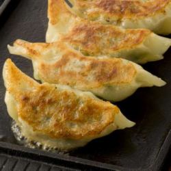 烤饺子
