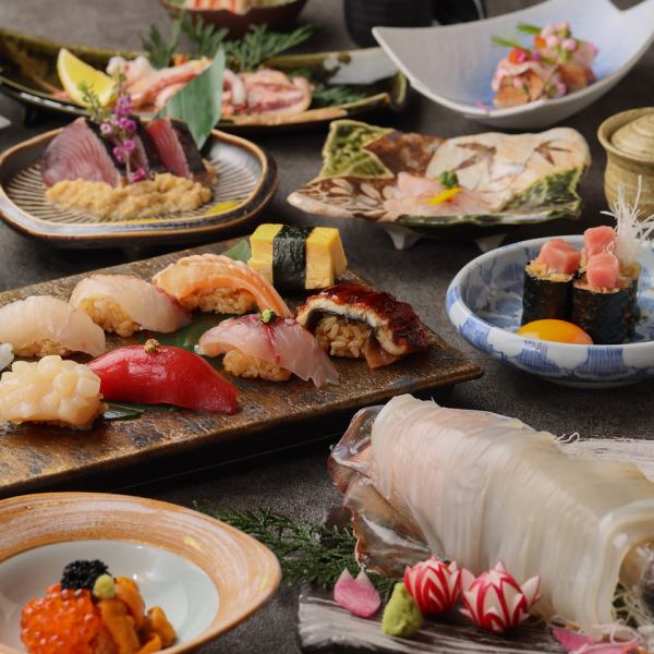 13 types of sushi with swimming squid, 8 types per dish course