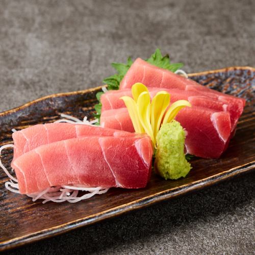 まぐろ中トロ刺し