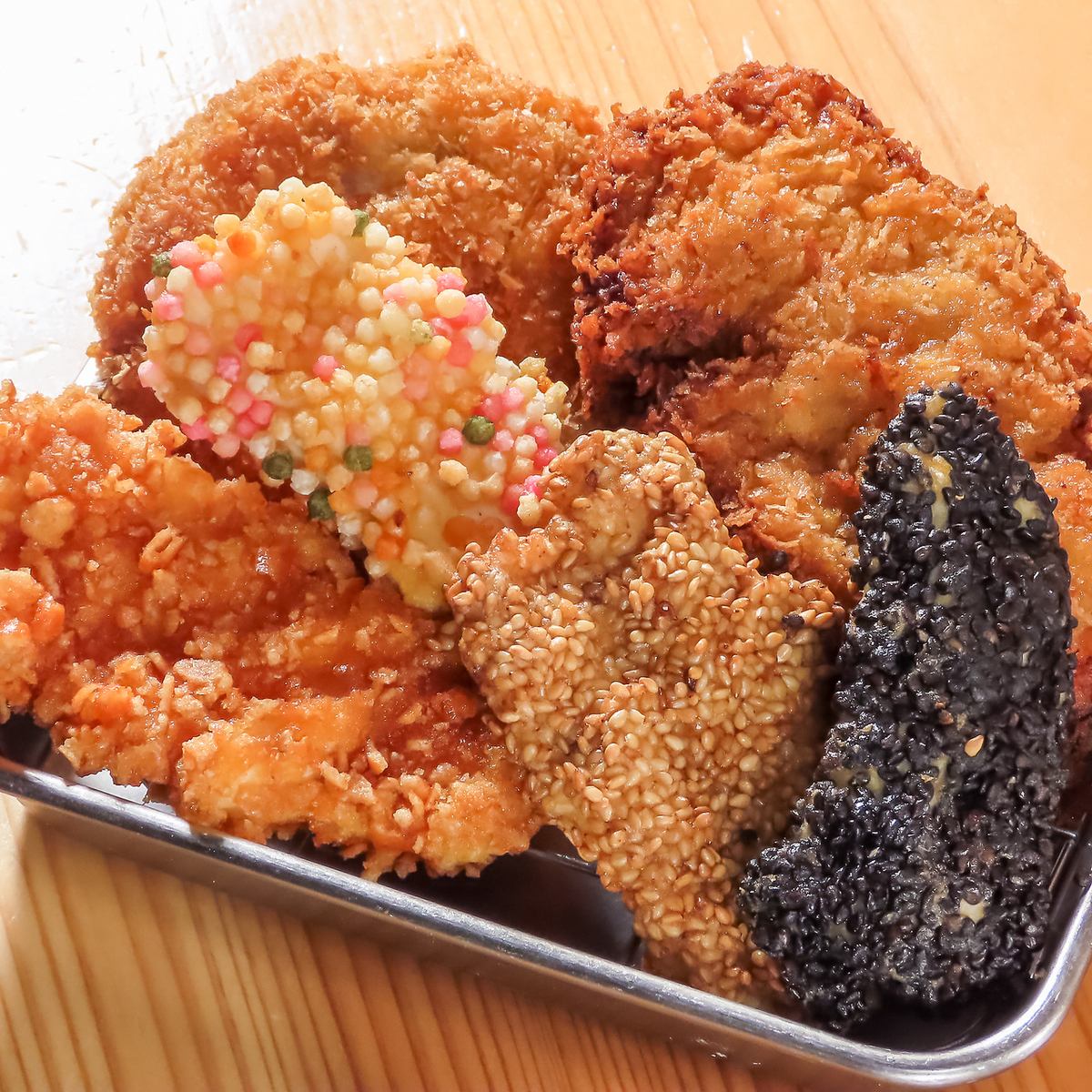 良質な和肉を使用しております。揚げ料理などご賞味あれ。