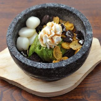 ティラミスストーンパフェ/抹茶ストーンパフェ/ベリーストーンパフェ