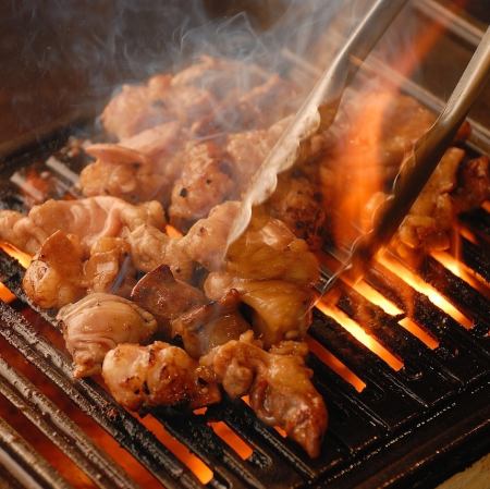 名物味噌とんちゃんは鮮度抜群!コスパ◎の焼肉店”小田井ホルモン”