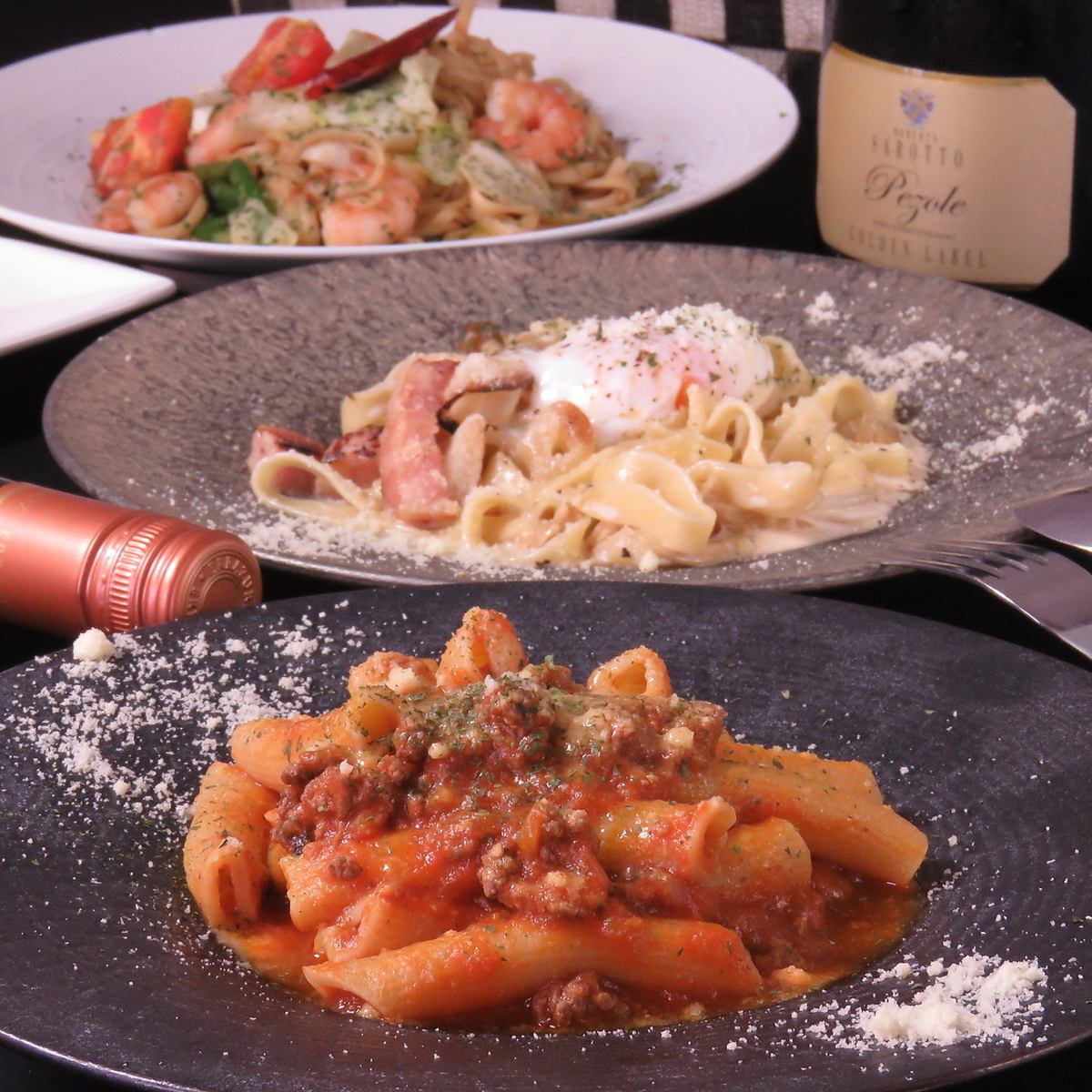 お肉料理 パスタ ピッコロマーゴ 公式