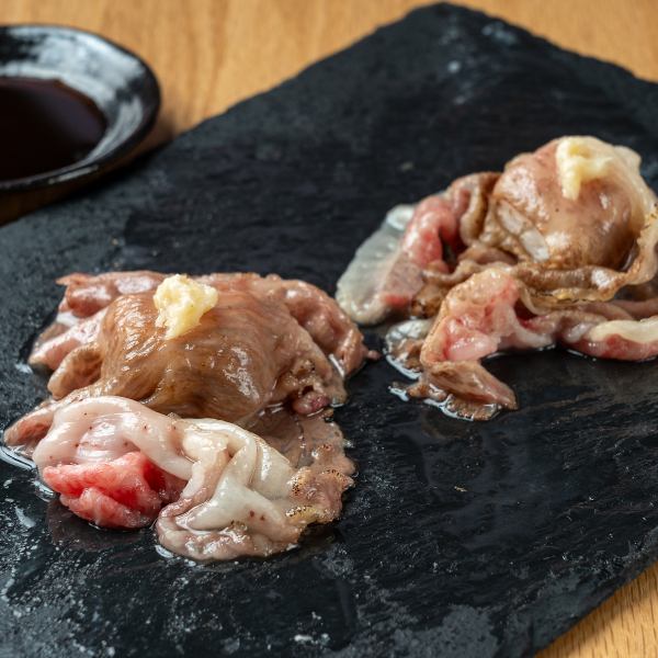 特選！和牛炙り寿司の香ばしさ(2貫)