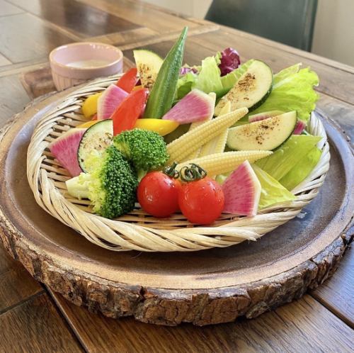 旬のバーニャカウダ