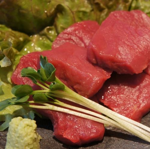 厚切りサーロイン馬刺し(二人前)
