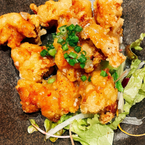 こだわり抜かれた香ばしさが際立つ!自家製揚げ物