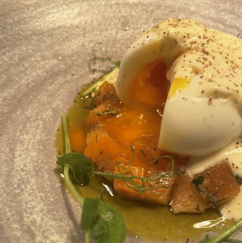 훈제 연어 타르타르 우후마요