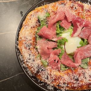 生ハムとベビーリーフを使ったビスマルク