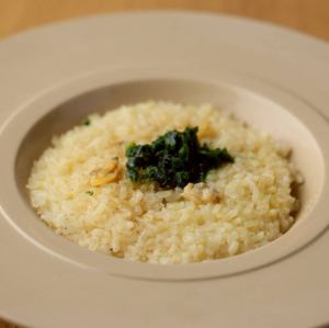 哈馬納湖海藻蛤蜊起司燴飯