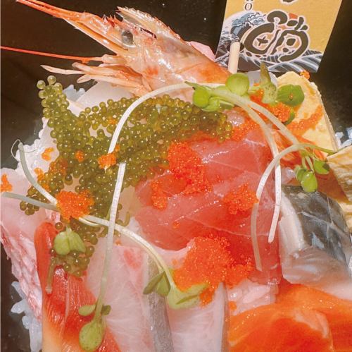 海鮮丼