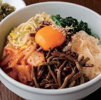 Bibimbap *Includes mini seaweed soup