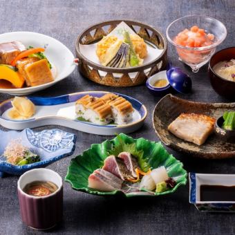 夏・宴会プラン】　満喫宴会　（２時間飲放題付き）　　お一人様6,500円