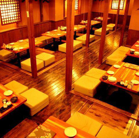 A private room with horigotatsu (sunken kotatsu) suitable for the number of people! The floor can be reserved for 20 to 70 people♪