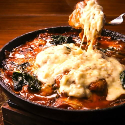 ●若鶏とほうれん草のチーズタッカルビ