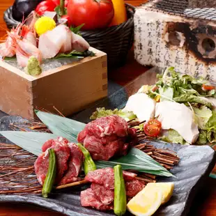 July [All-you-can-drink included] Charcoal-grilled beef neck meat (can be changed to Kobe beef lava stone grilled for +300 yen) / Seasonal ingredients ★ Luxury course 5200 yen