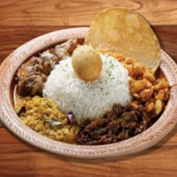 ワンプレート【チキンカレー/フィッシュカレー/ポークカレー（土・日曜限定）】