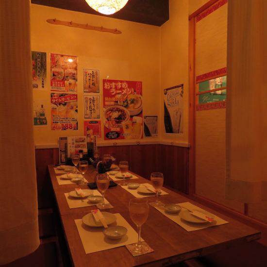 If you want to enjoy it with your friends, this seat is perfect ♪ Reservation is recommended!