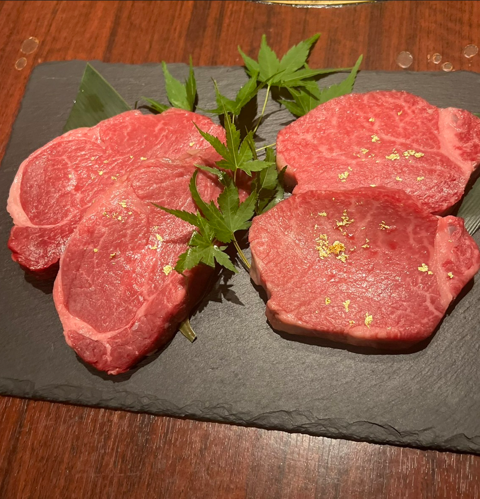 誕生日・お祝いにぴったりのサービスとお料理をご用意しています