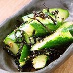 Salted kelp cucumber