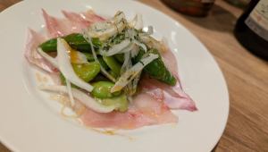 鮮魚のカルパッチョとお豆のマリネ