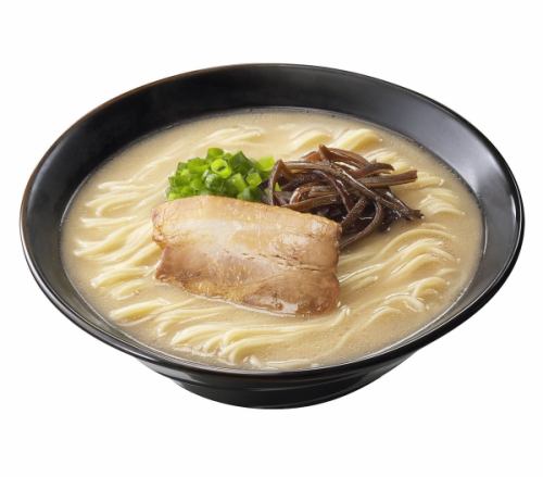 博多風豚骨ラーメン