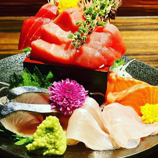 お刺身盛り合わせ