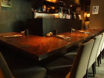 サク飲みでもゆっくりでもできるお席
