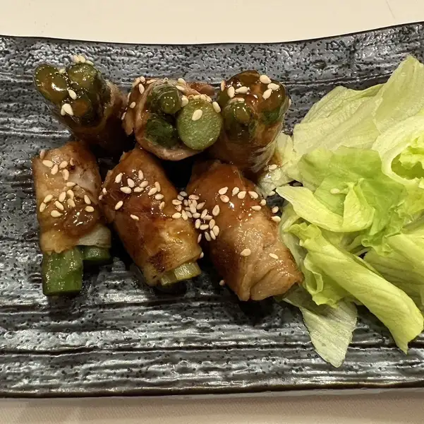 アスパラ肉巻き