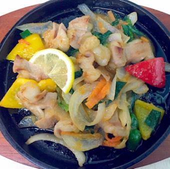 和牛ホルモンネギみそ炒め
