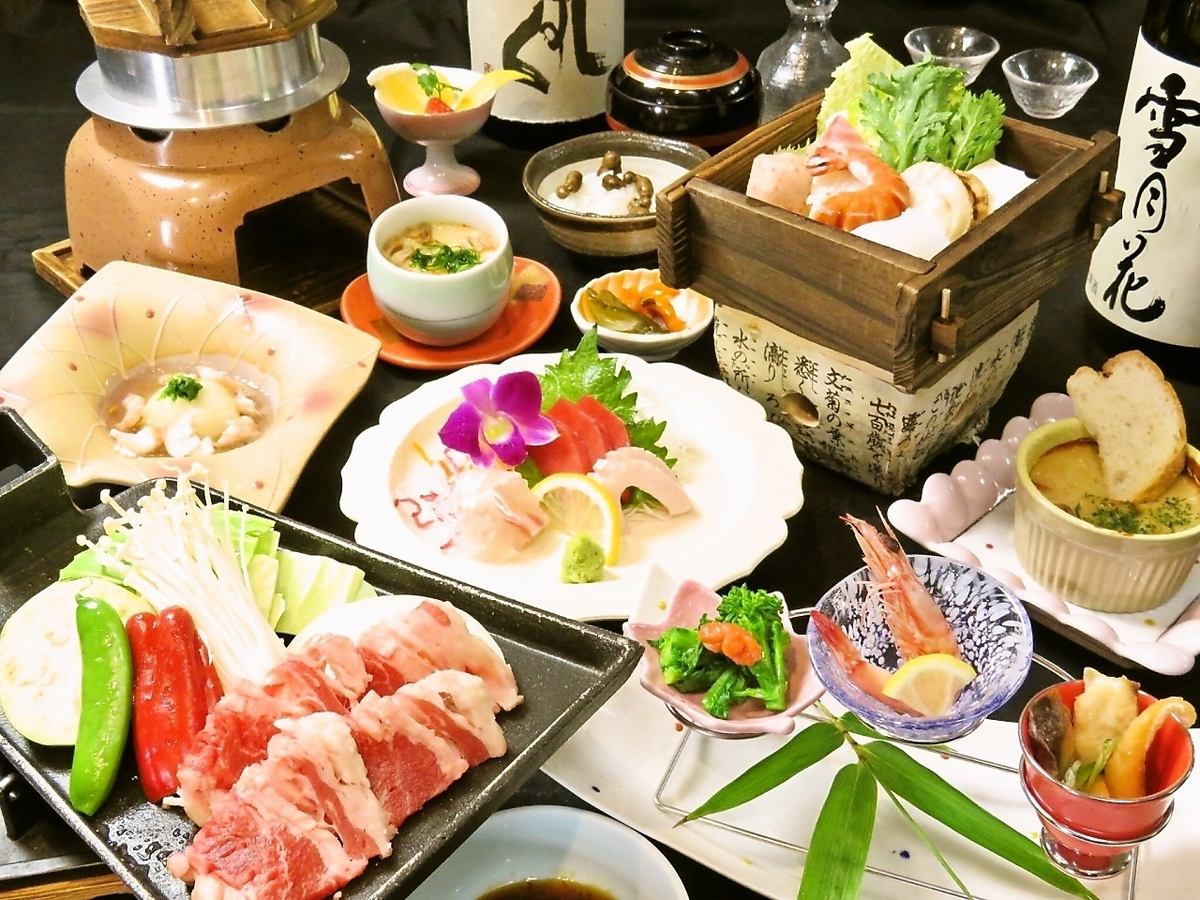 「和の彩り」と「洋の華やかさ」を取り入れた創作料理の数々…