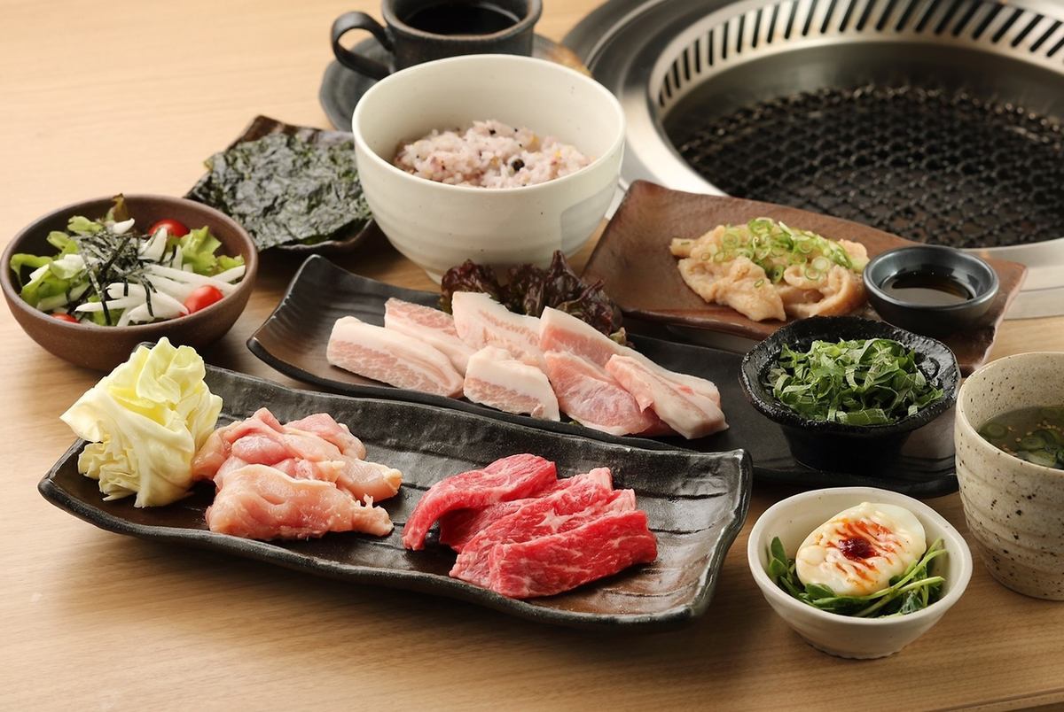お得なランチセットを豊富にご用意！限定ランチもございます◎
