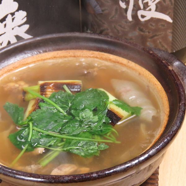 [Plenty of collagen ♪] Maruko Nabe (Suppon Nabe) / The exquisite soup stock spreads the flavor in your mouth!