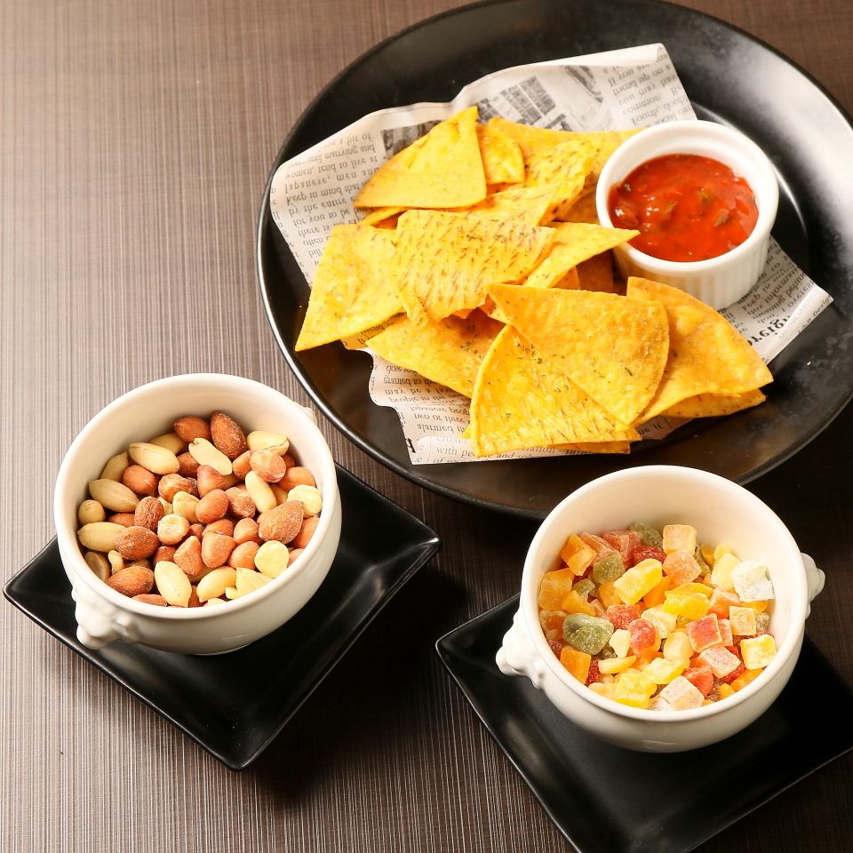 If you're going to a second bar, head to TAKEO Tsuchiura! Open after 9pm! After-party course for 3,500 yen♪