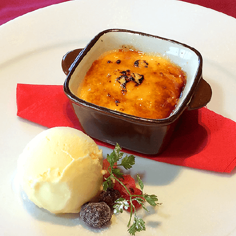 Crema Catalana with vanilla ice cream