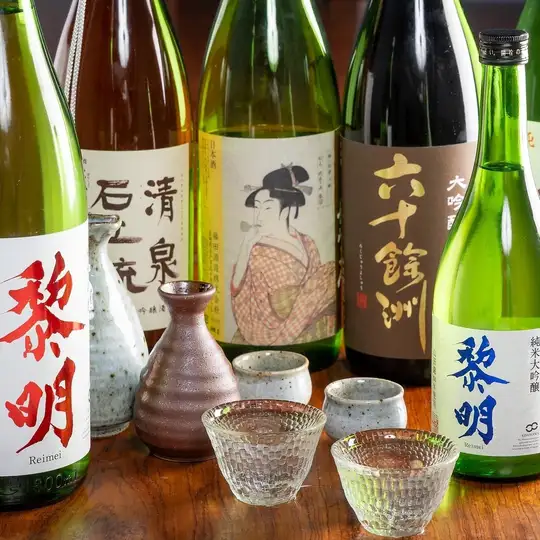 All-you-can-drink local sake for 150 minutes >> 2580 yen (tax included)