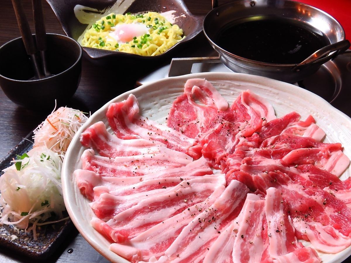 最大34名様まで貸切OK！東口の新しいお店で至福のひと時を